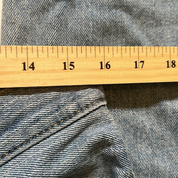 Vintage Levi’s 550 33x30 - Picture 2 of 6